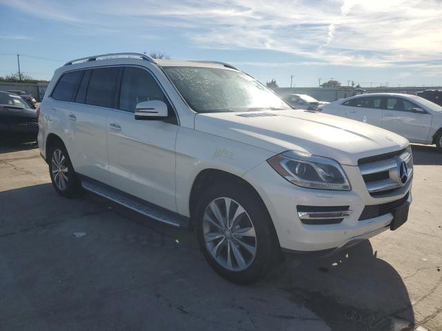 Паркетники MERCEDES-BENZ GL-CLASS 2013 Белы