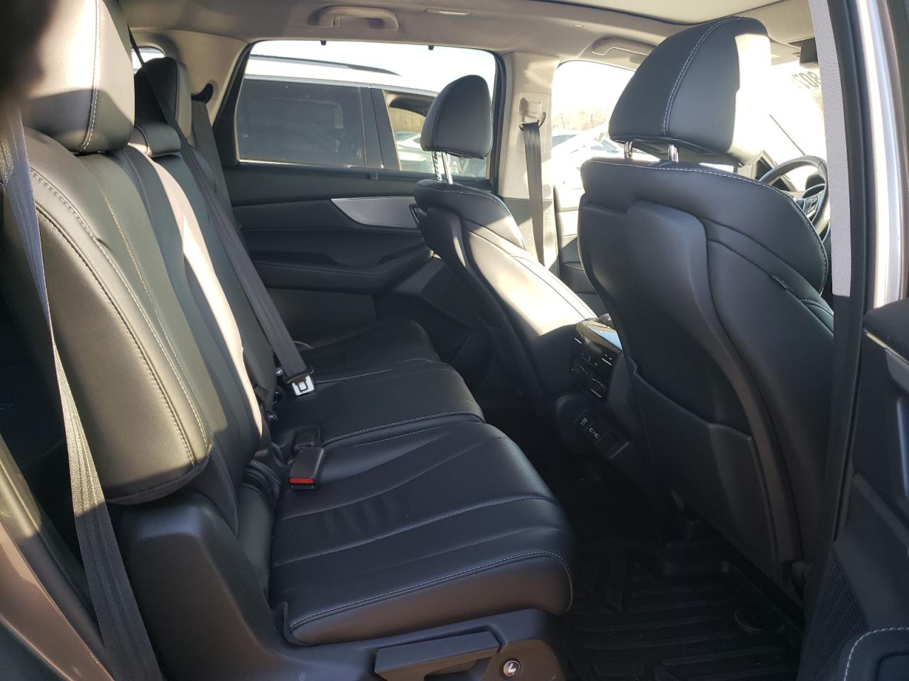 2023 Acura MDX - Image 10