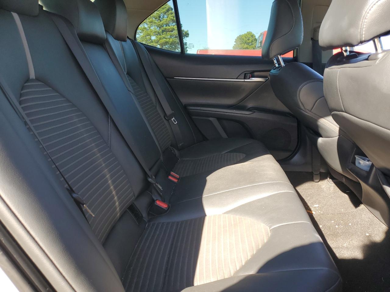 2018 Toyota Camry - Image 10