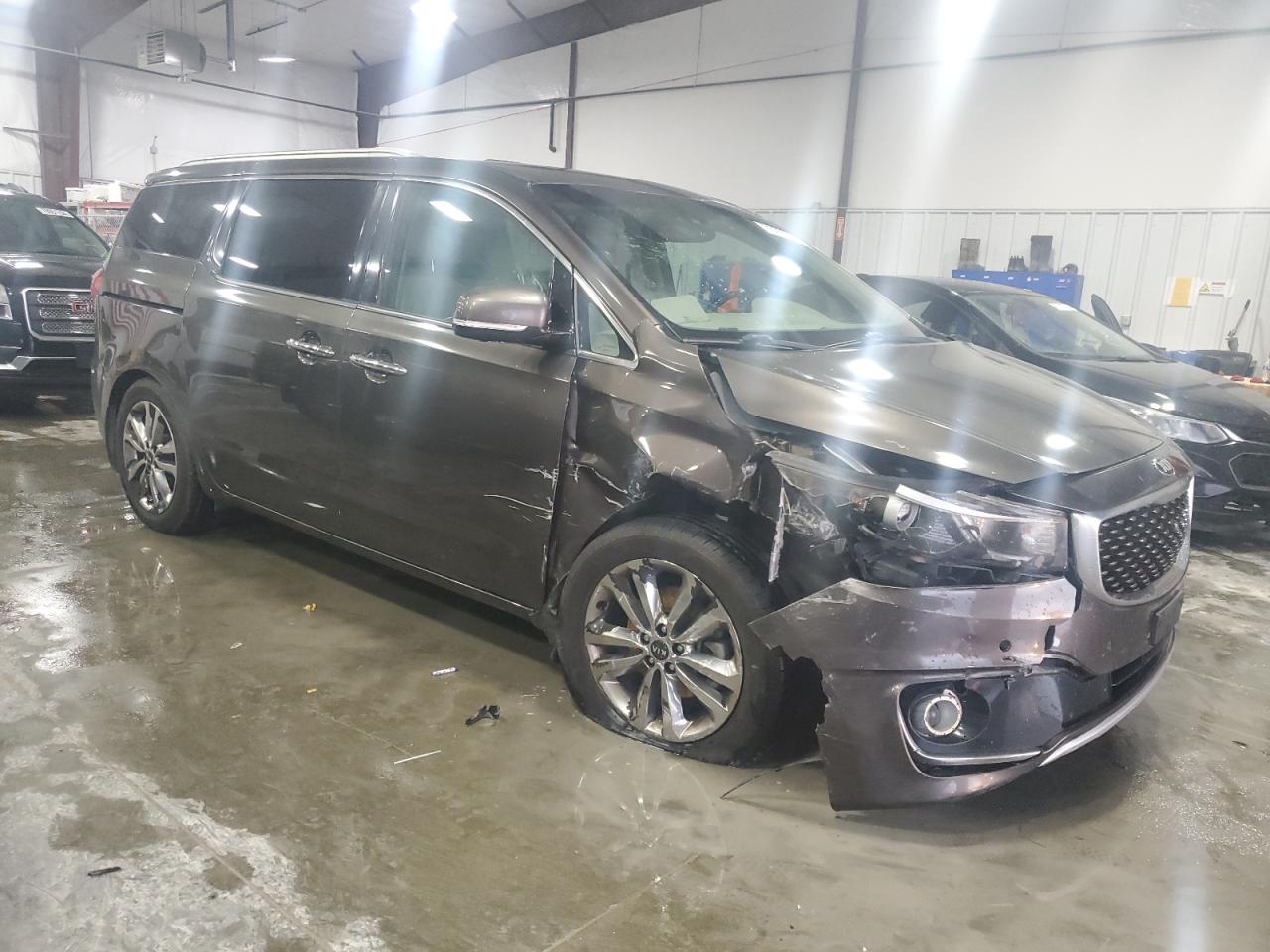2015 Kia Sedona - Image 4