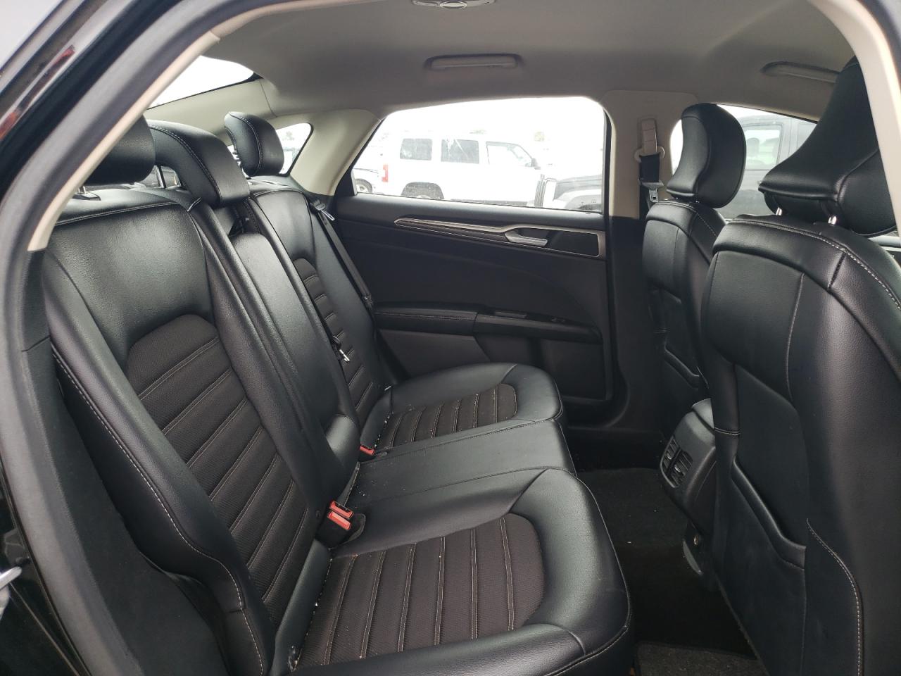 2017 Ford Fusion - Image 10