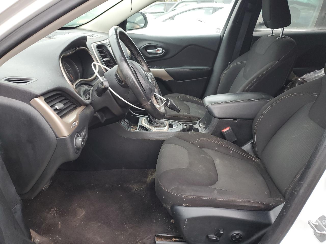 2017 Jeep Grand Cherokee - Image 7