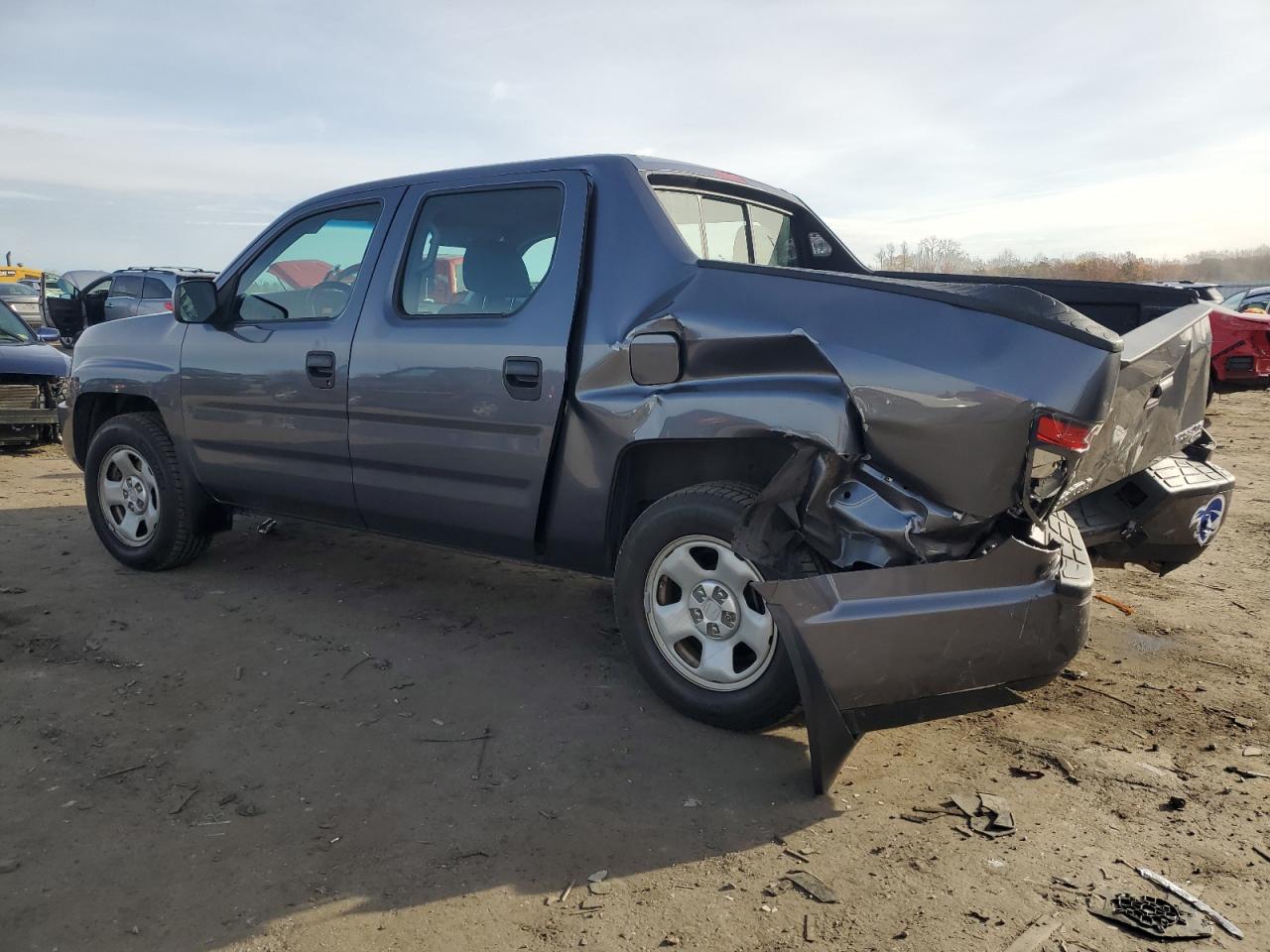 2014 Honda Ridgeline - Image 2