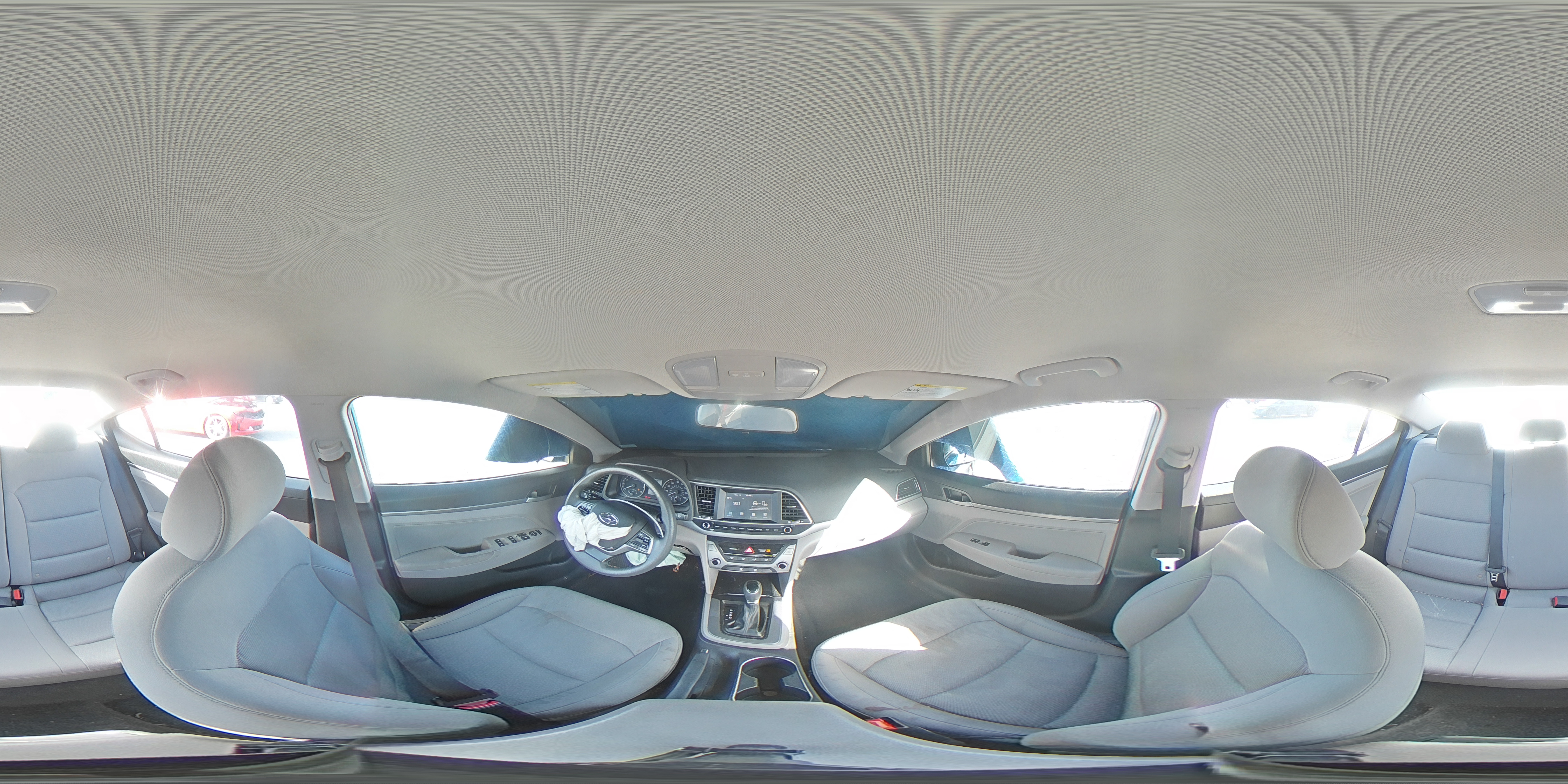 2017 Hyundai Elantra - Image 13
