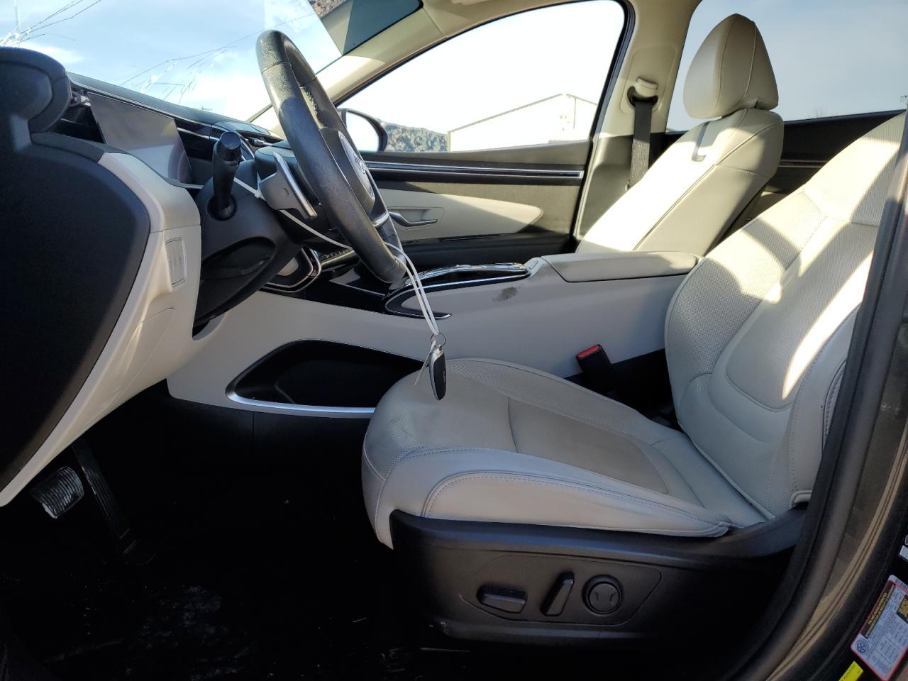 2022 Hyundai Tucson - Image 7