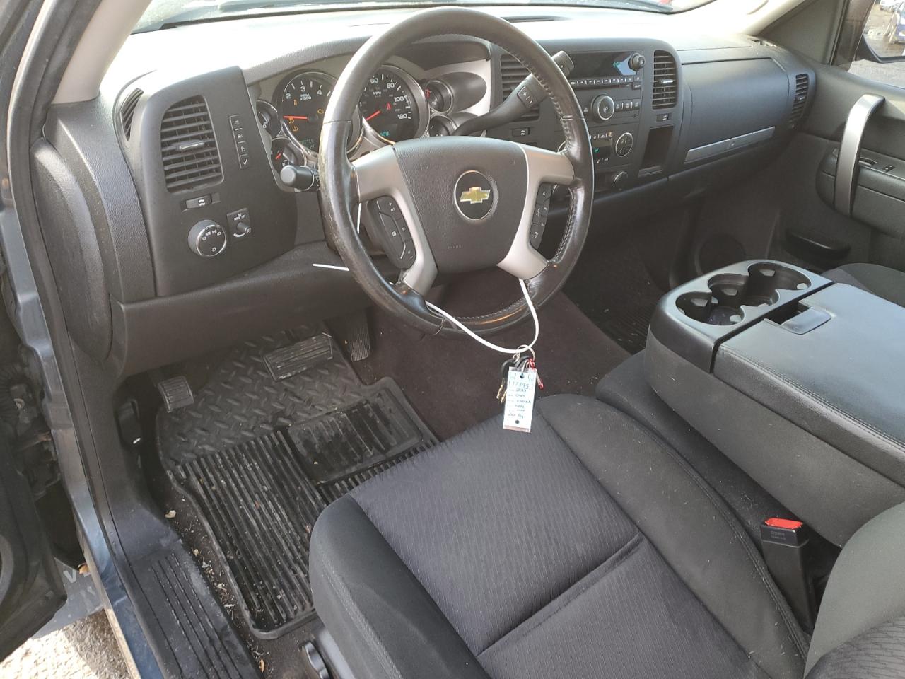 2013 Chevrolet Silverado - Image 8