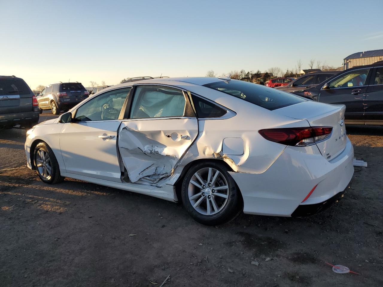 2018 Hyundai Sonata - Image 2