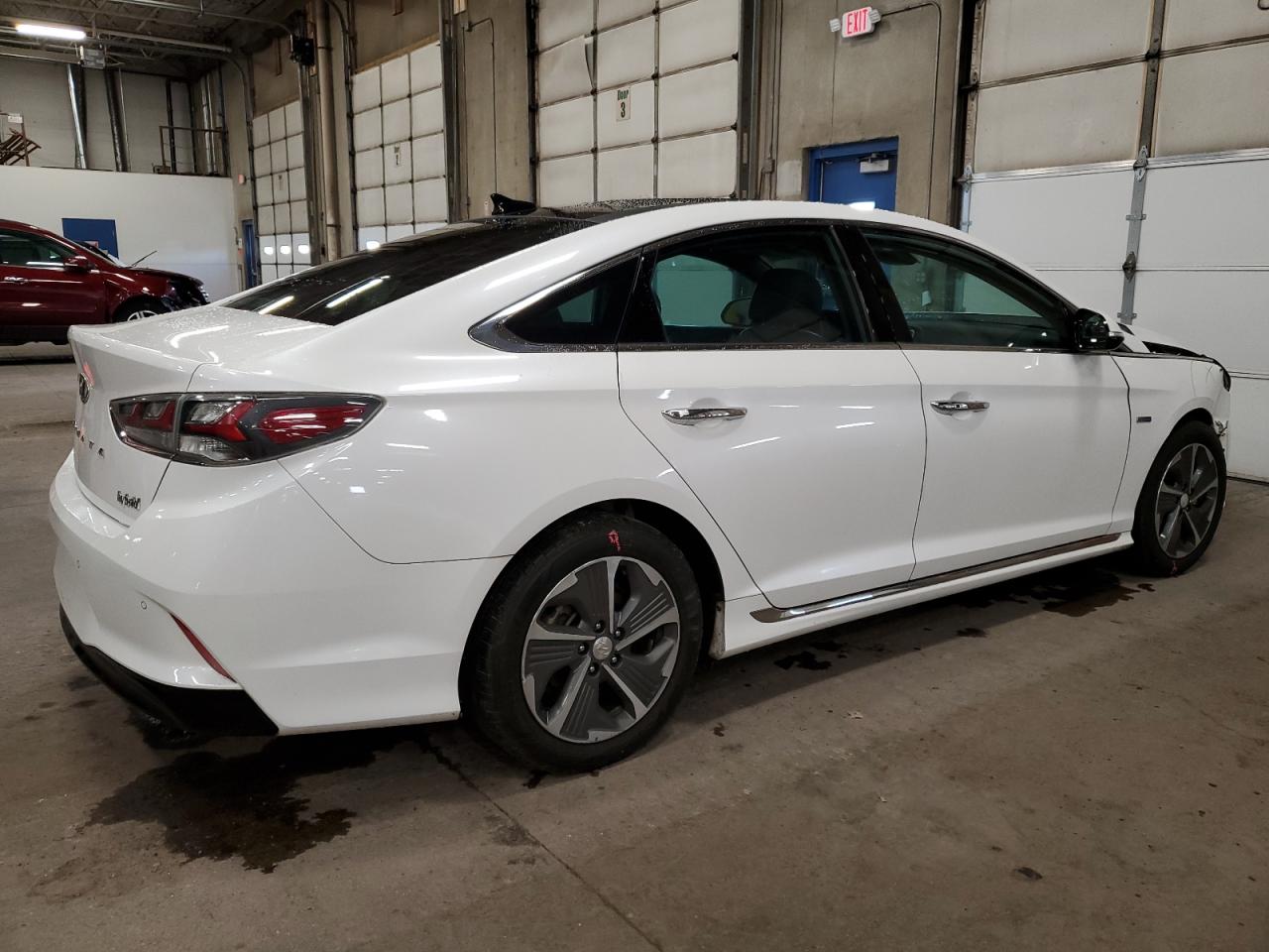 2018 Hyundai Sonata - Image 3