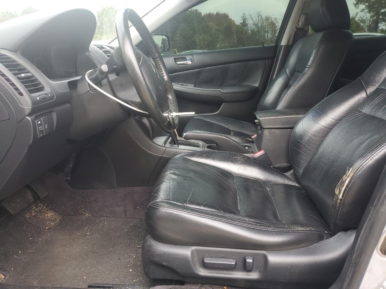 2003 Honda Accord - Image 7
