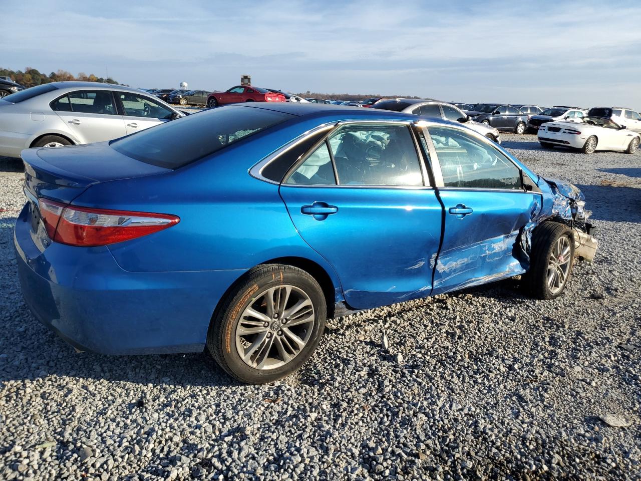 VIN 4T1BF1FK9HU733783 2017 TOYOTA CAMRY no.3