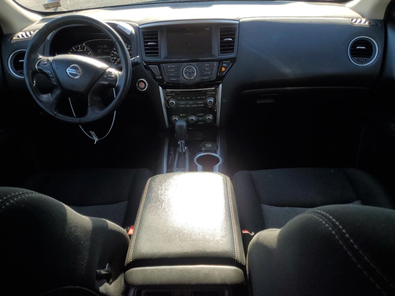 2019 Nissan Pathfinder - Image 8