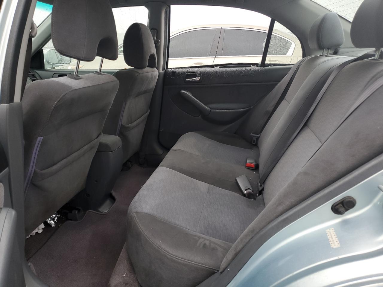2005 Honda Civic - Image 10