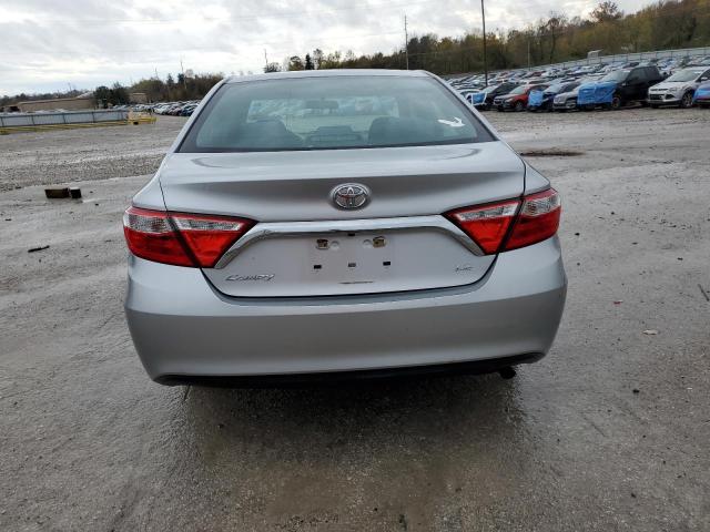  TOYOTA CAMRY 2016 Серебристый