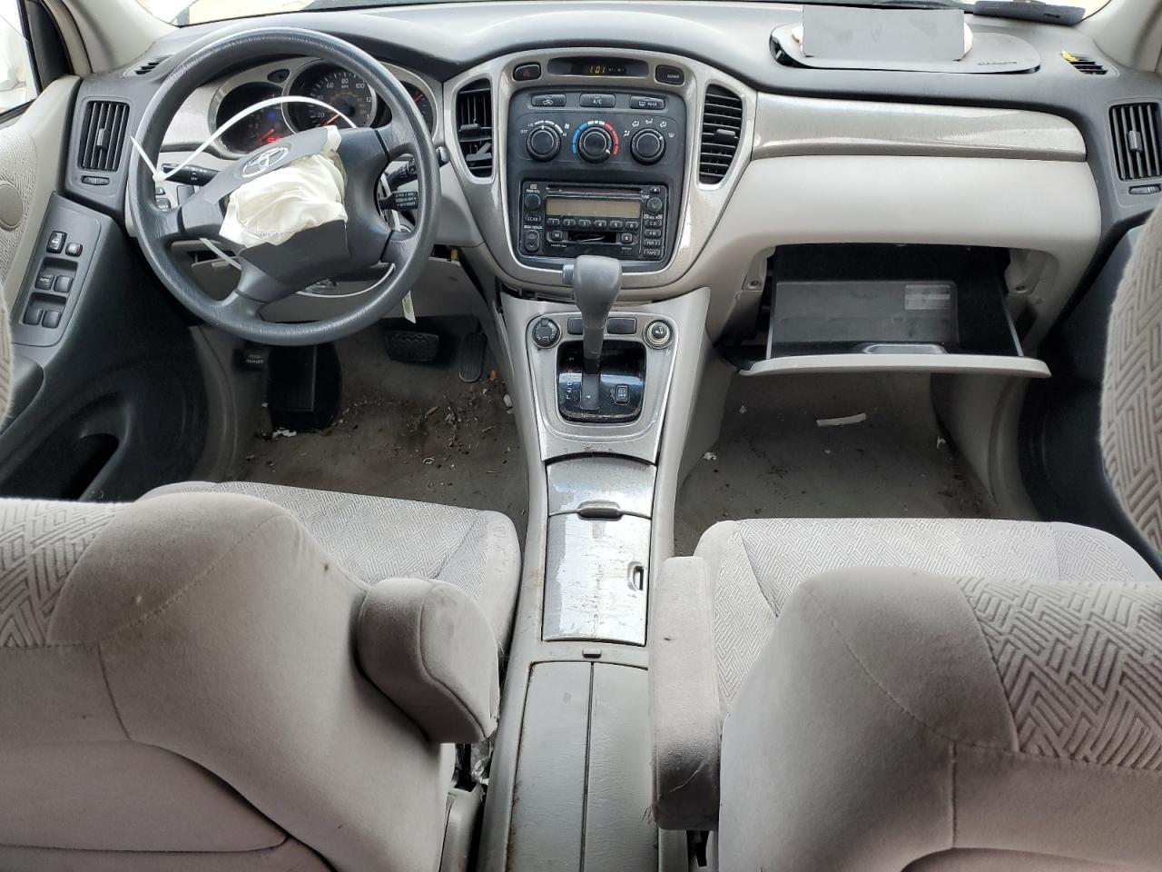 2002 Toyota Highlander - Image 8