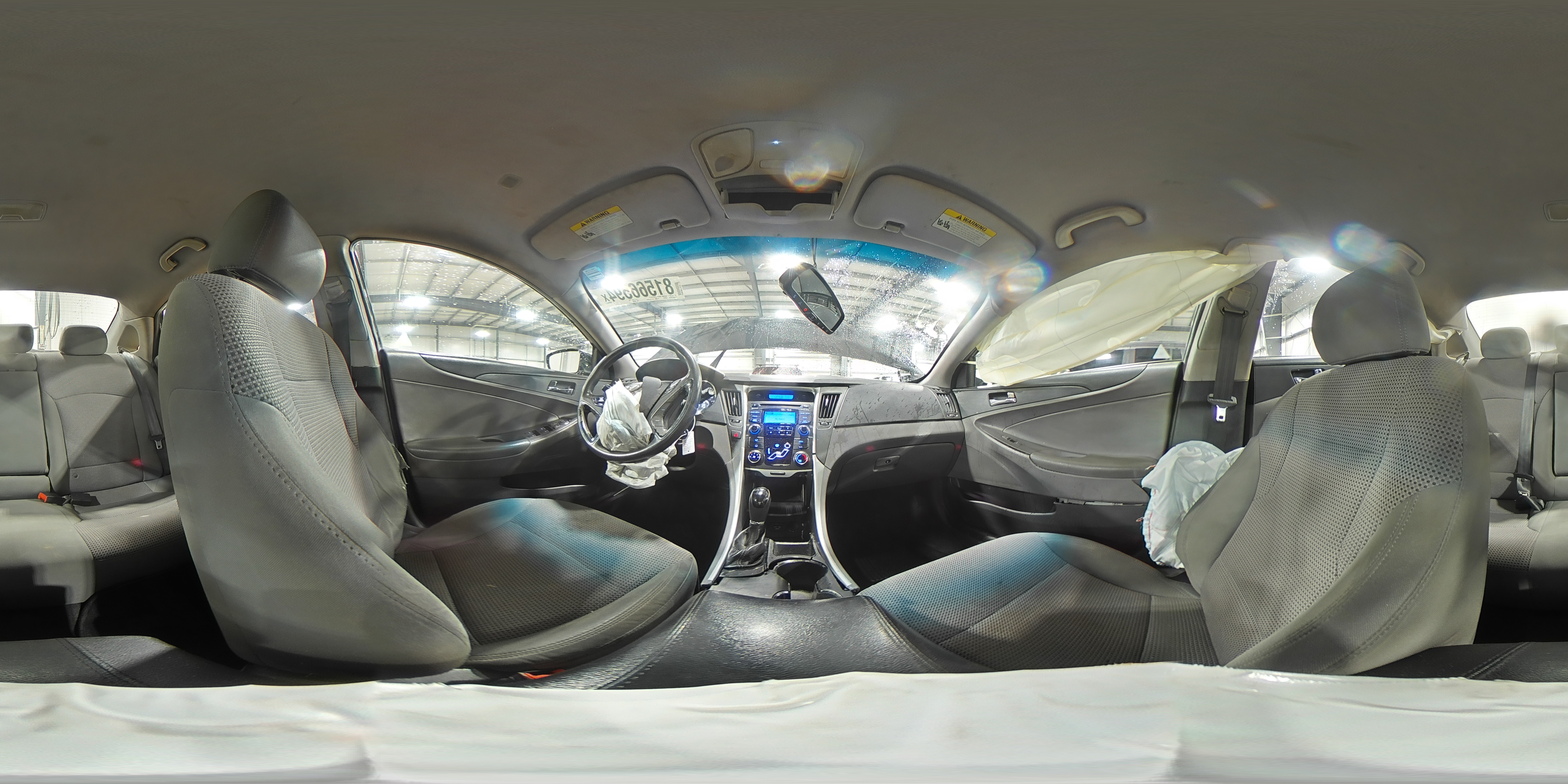 2013 Hyundai Sonata - Image 14