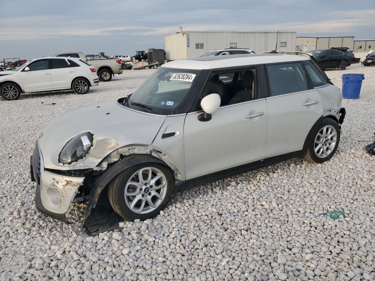 2019 MINI Cooper - Image 1