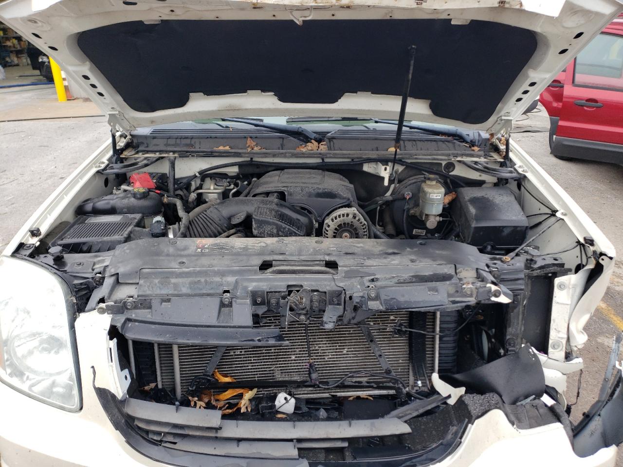 2011 GMC Yukon - Image 12