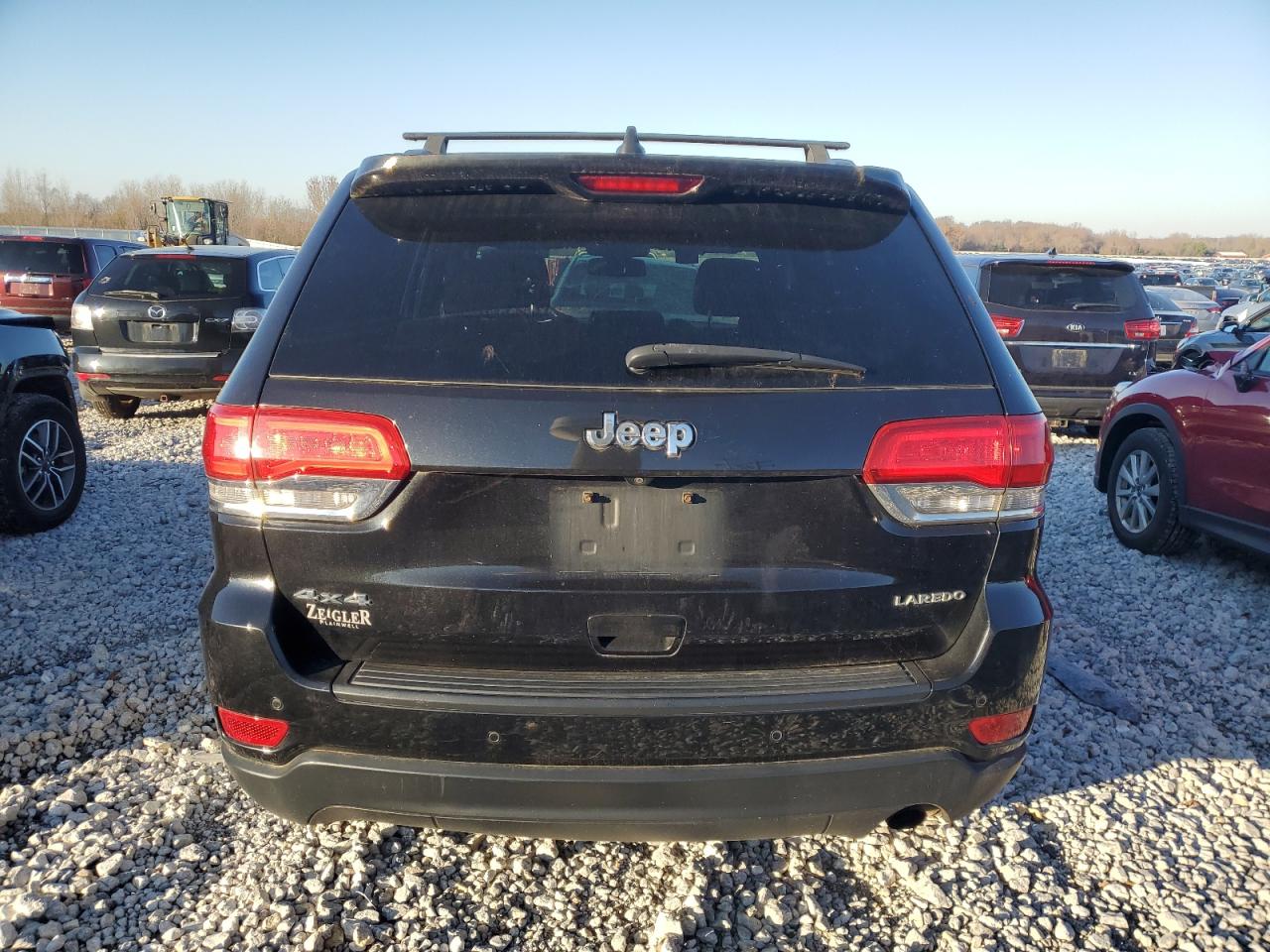 2016 Jeep Grand Cherokee Laredo VIN: 1C4RJFAGXGC303881 Lot: 79811034