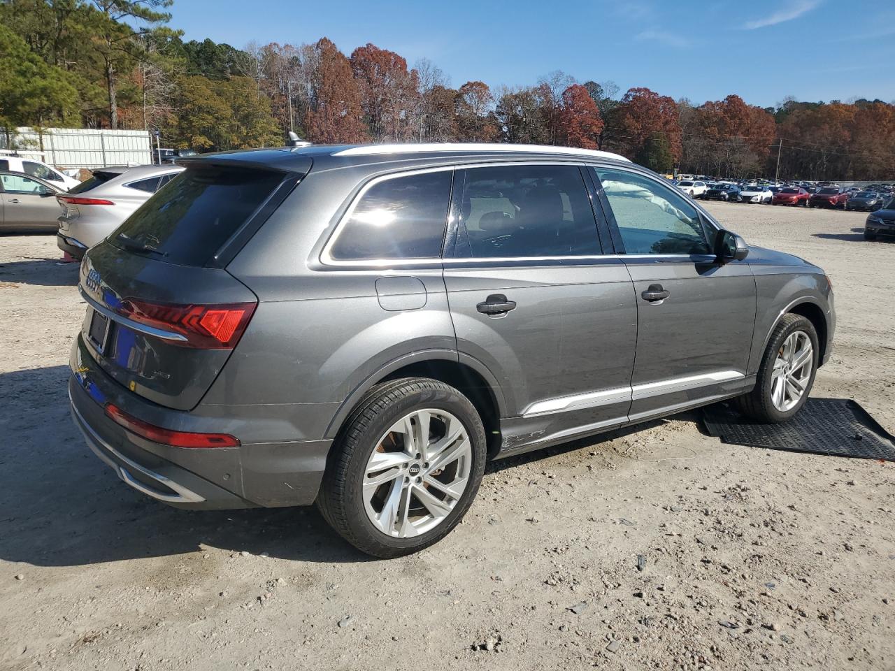 2021 Audi Q7 - Image 3