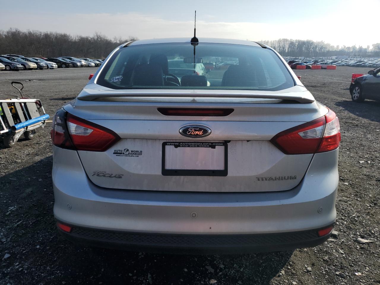 2012 Ford Focus Titanium VIN: 1FAHP3J22CL149177 Lot: 81488454