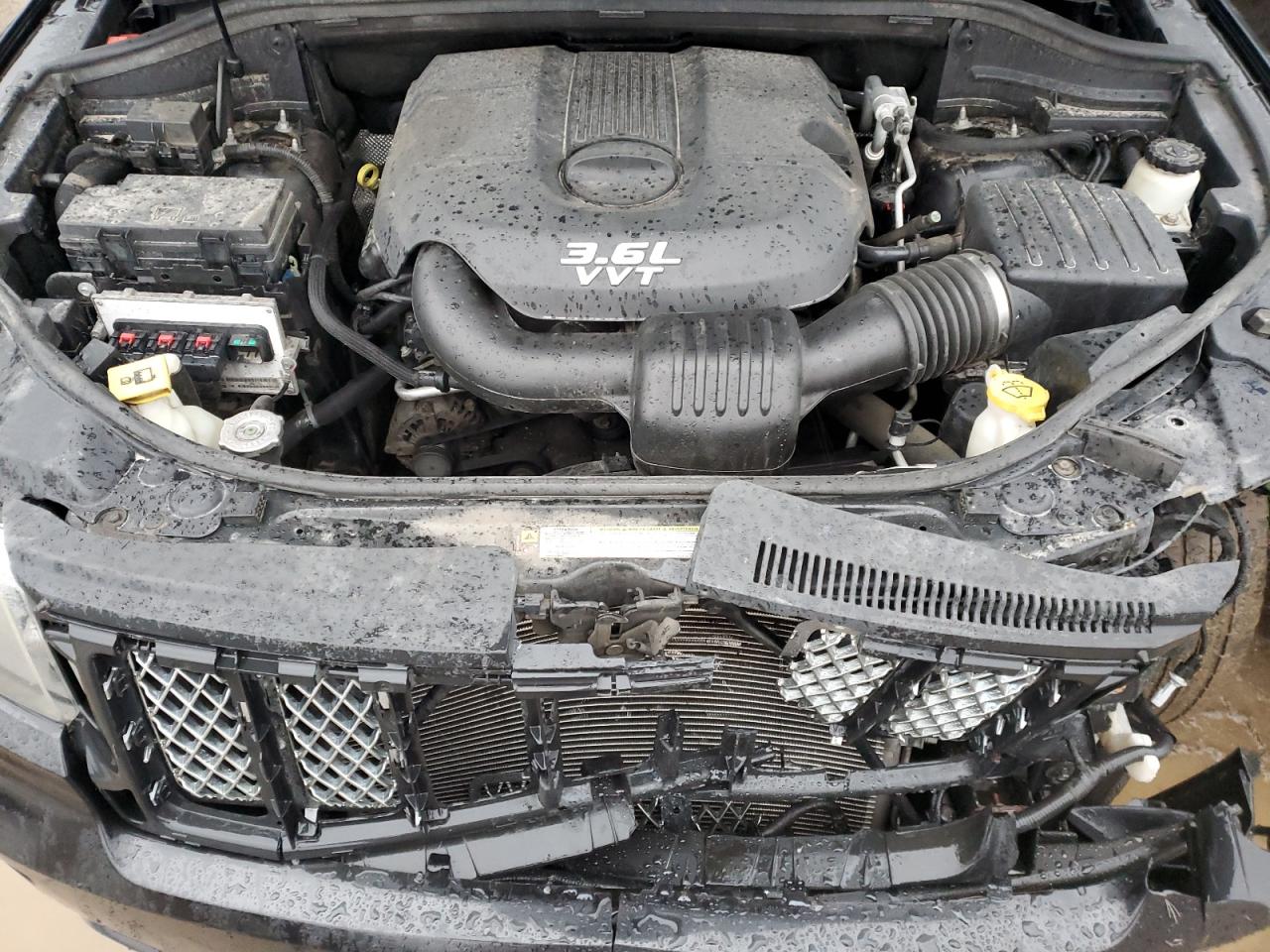 2012 Jeep Grand Cherokee - Image 12