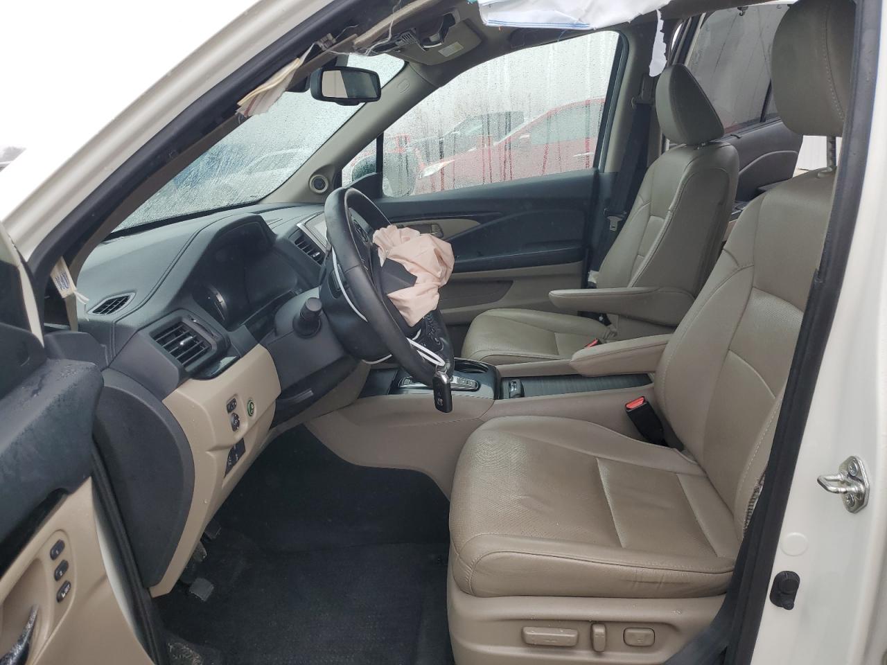 2017 Honda Pilot - Image 7