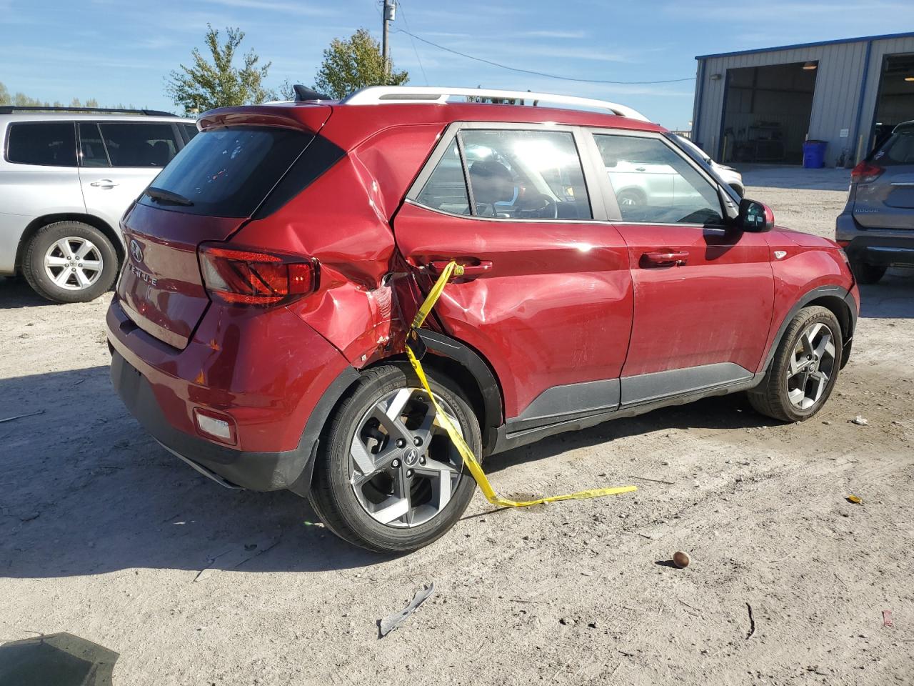 2021 Hyundai Venue - Image 3