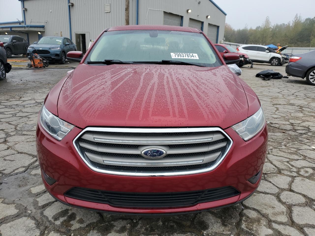 2014 Ford Taurus - Image 5