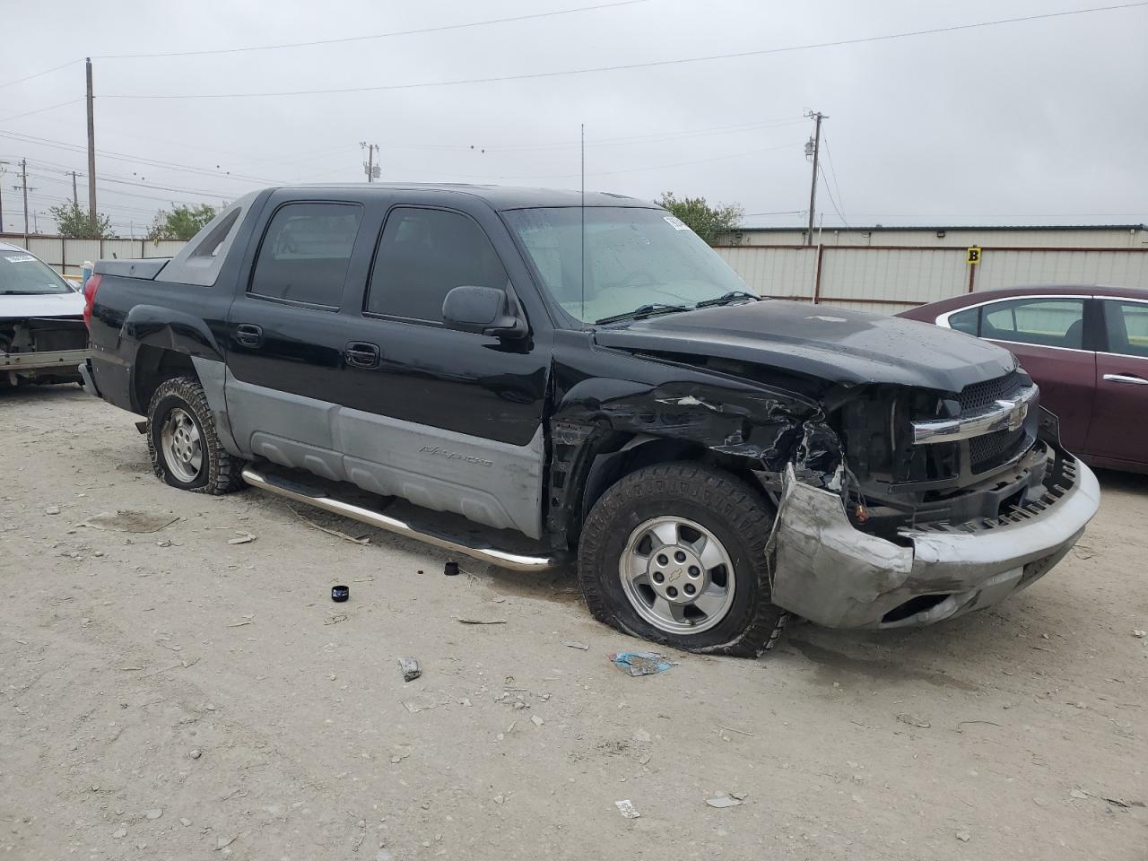 2002 Chevrolet Avalanche - Image 4