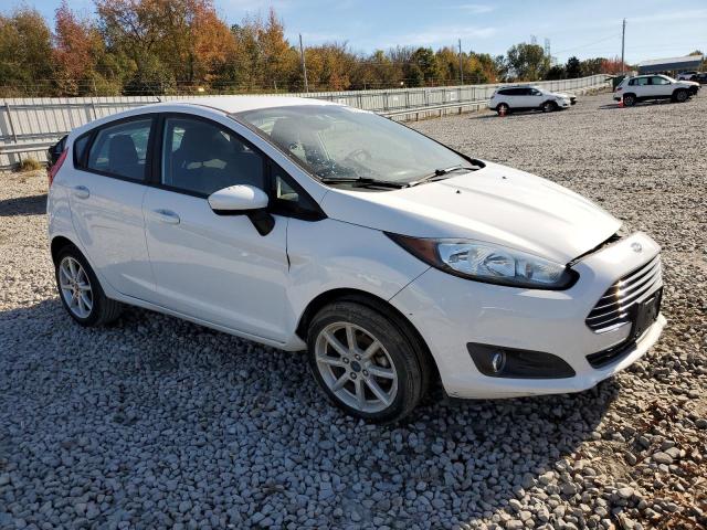  FORD FIESTA 2019 Белы