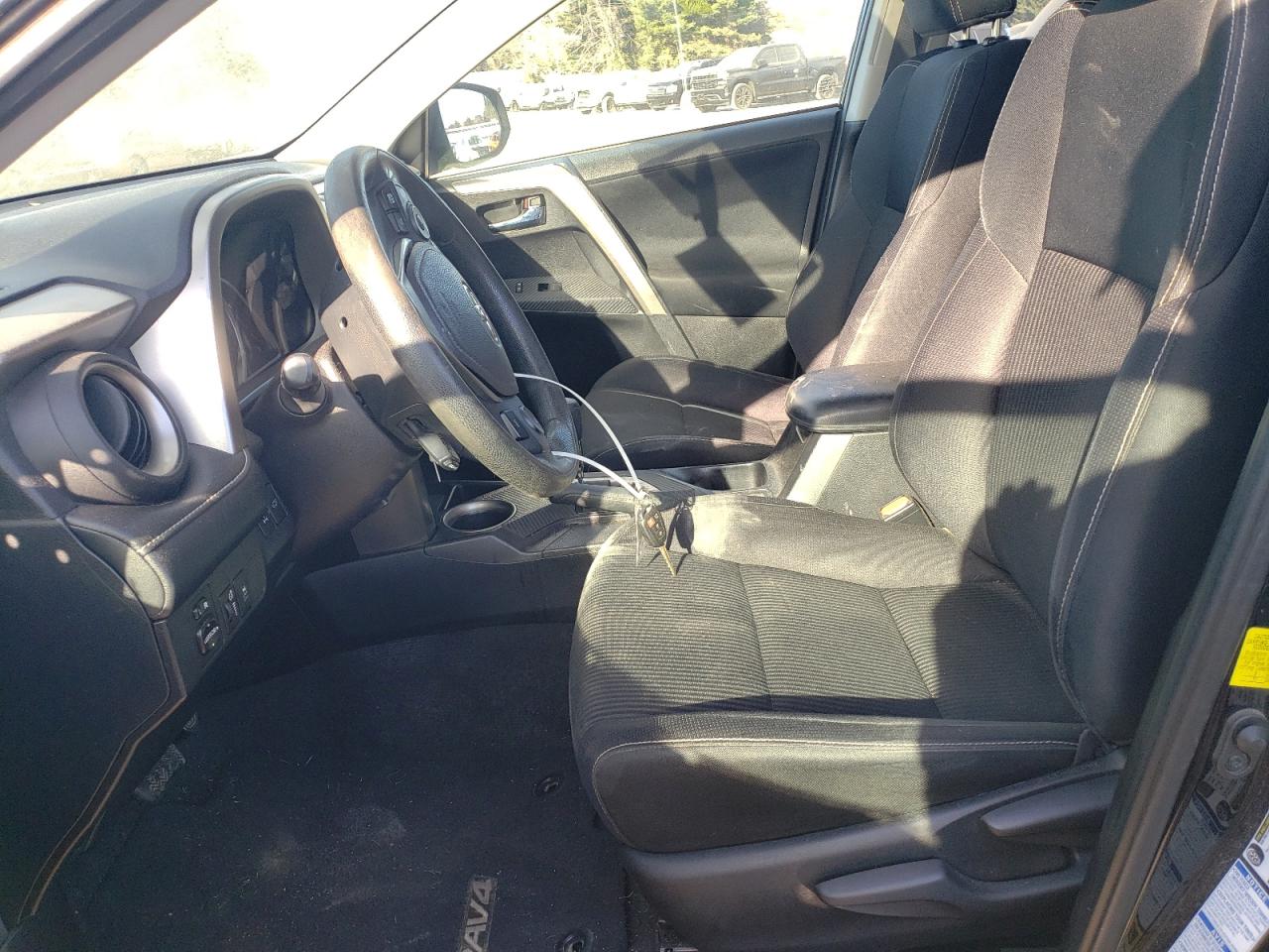 2015 Toyota RAV 4 - Image 7