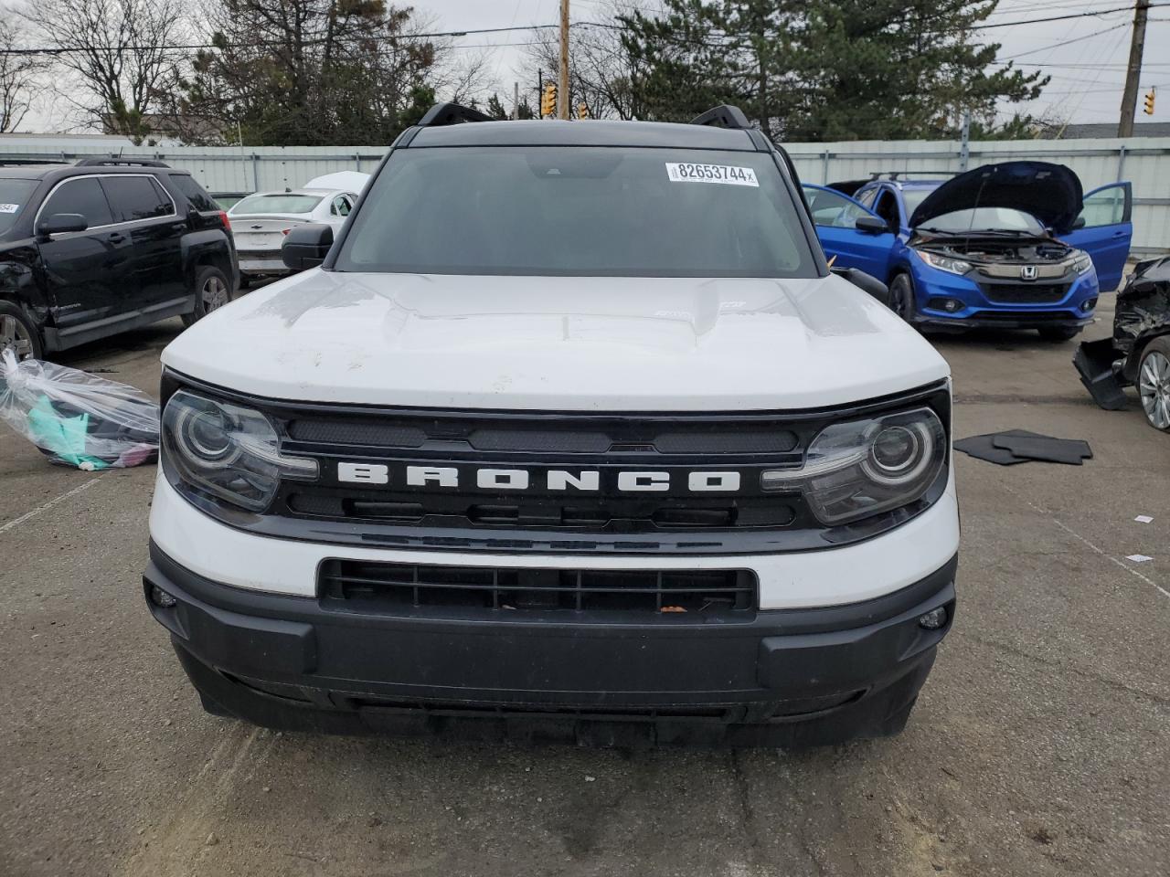 2022 Ford Bronco - Image 5