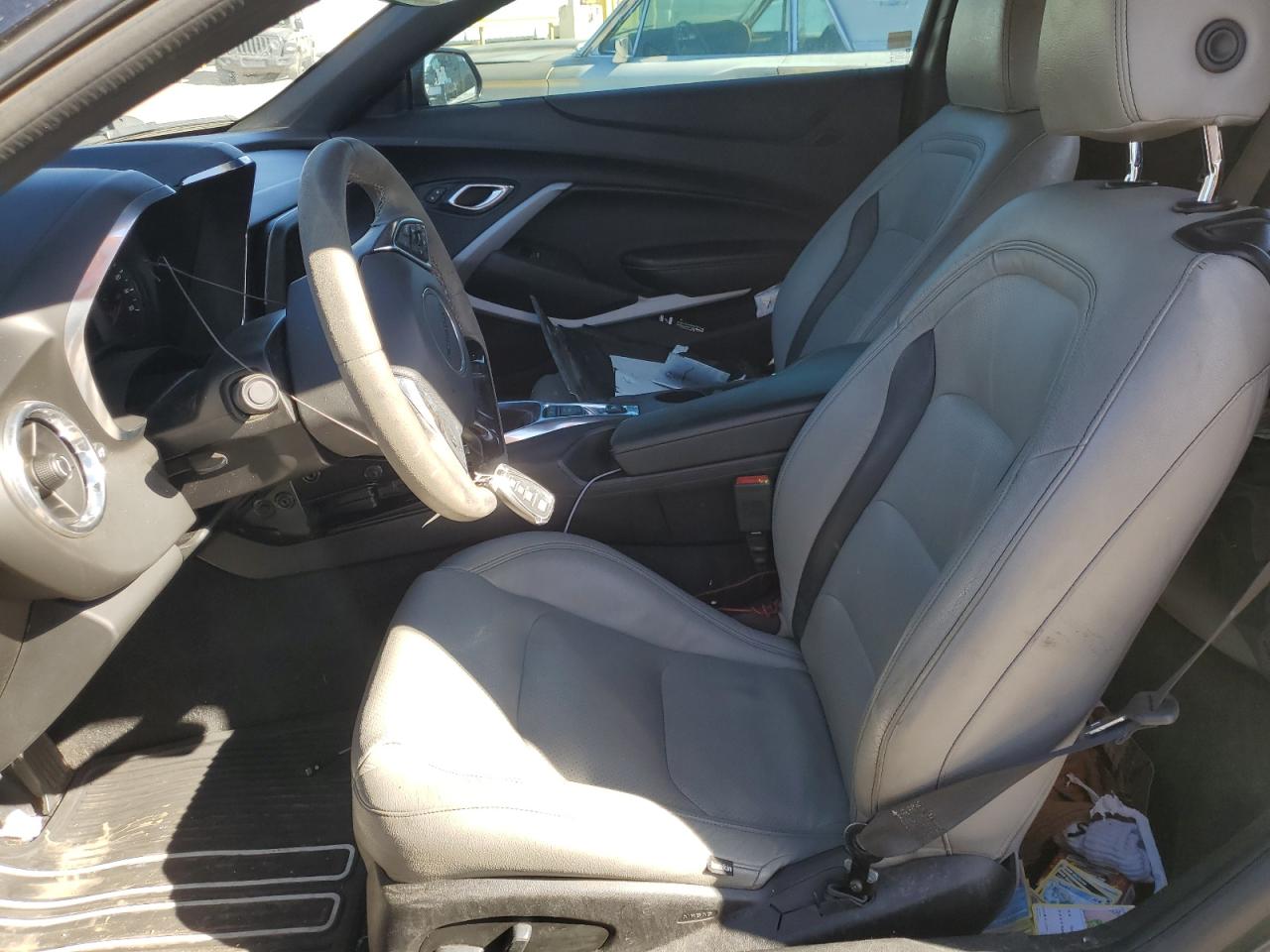 2018 Chevrolet Camaro - Image 7