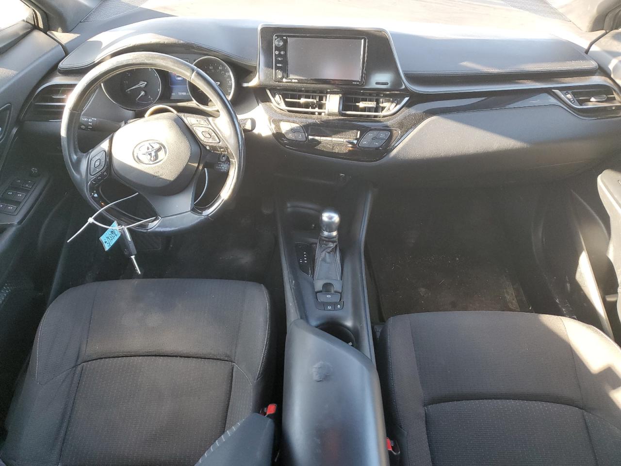 2018 Toyota C-HR - Image 8