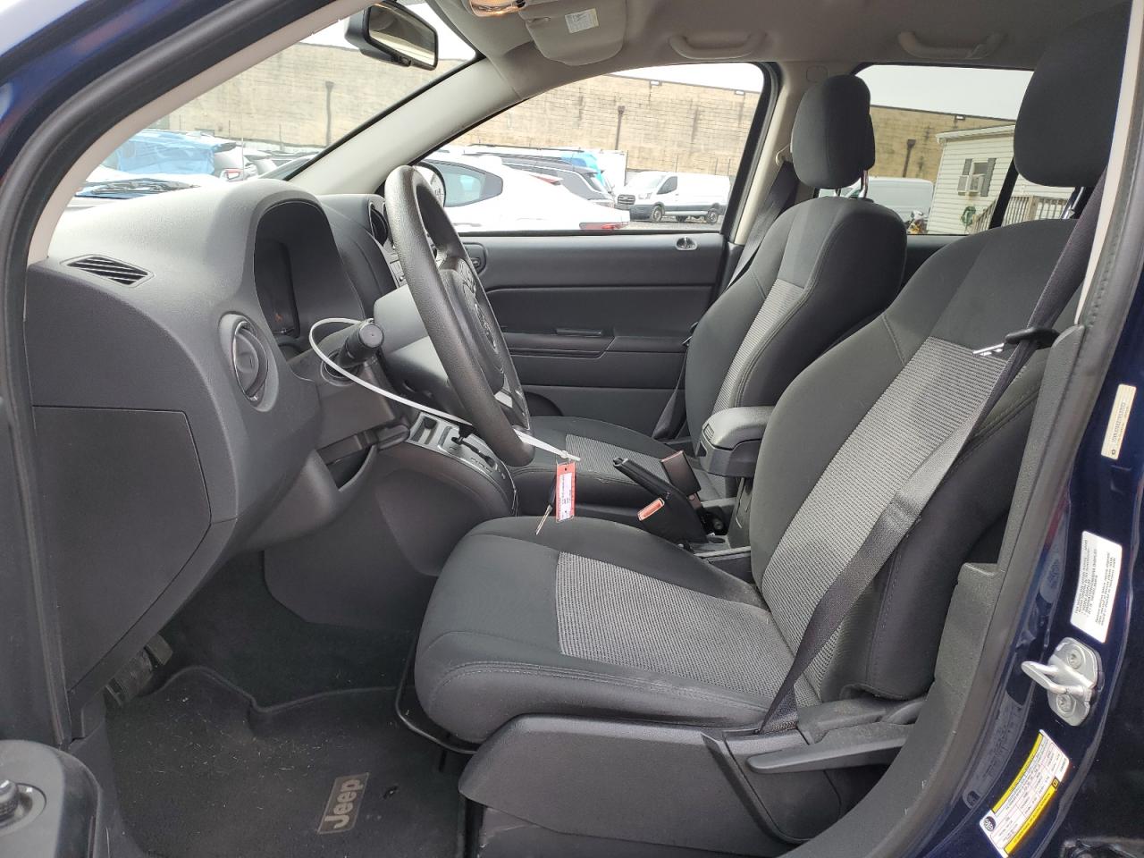 2012 Jeep Compass Sport VIN: 1C4NJDBB2CD633573 Lot: 81453374