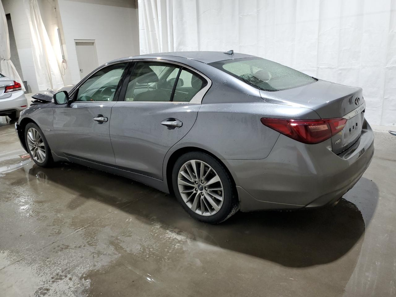 2018 Infiniti Q50 - Image 2