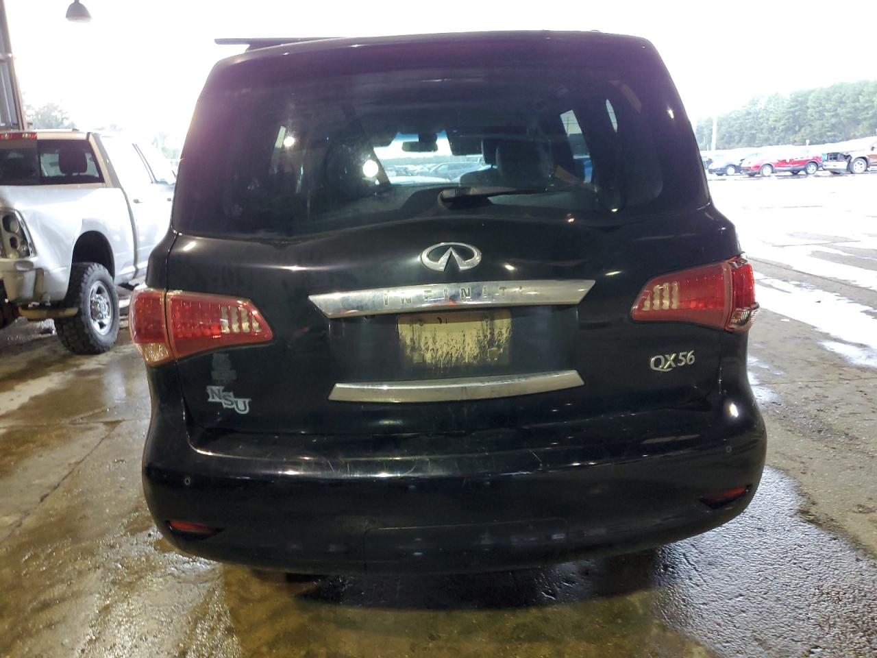 2012 Infiniti QX56 - Image 8