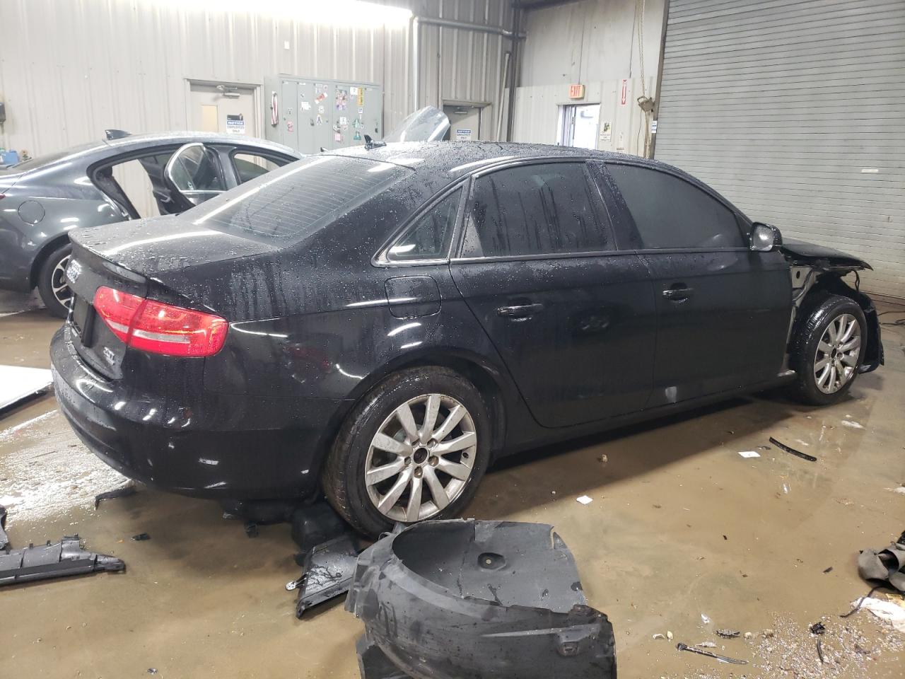 VIN WAUDFAFL2DN031425 2013 AUDI A4 no.3