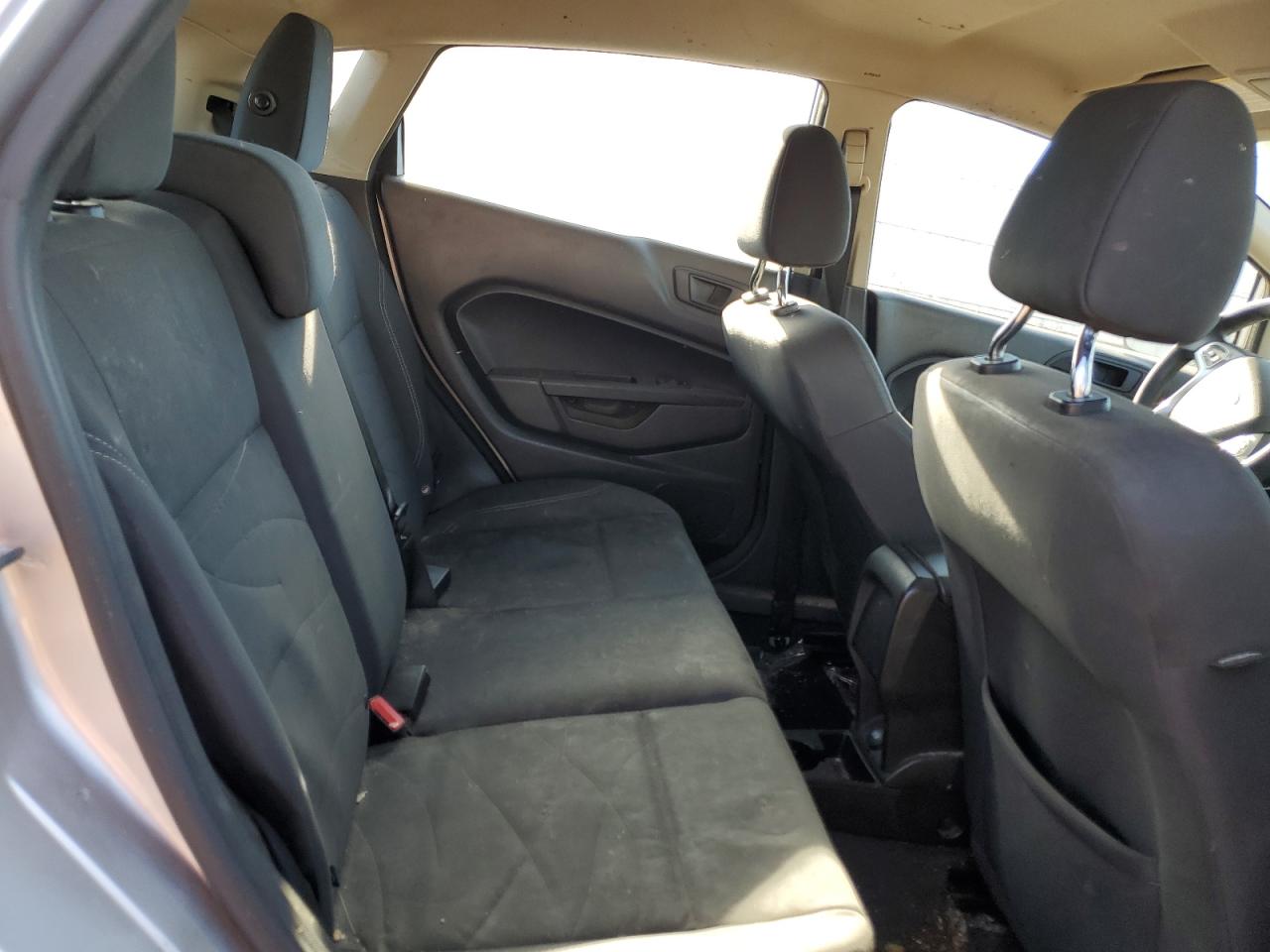 2018 Ford Fiesta - Image 10