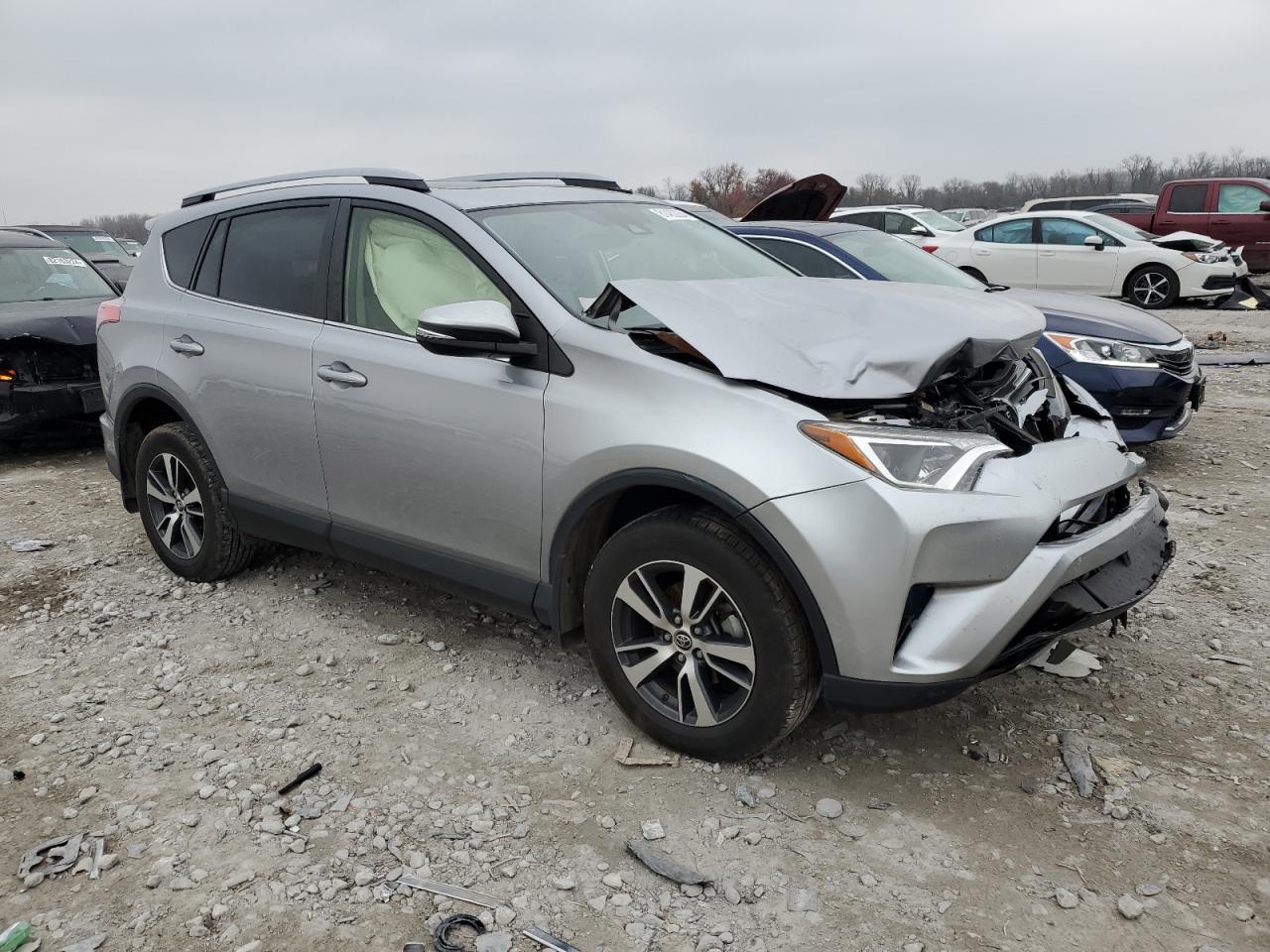 2018 Toyota RAV 4 - Image 4