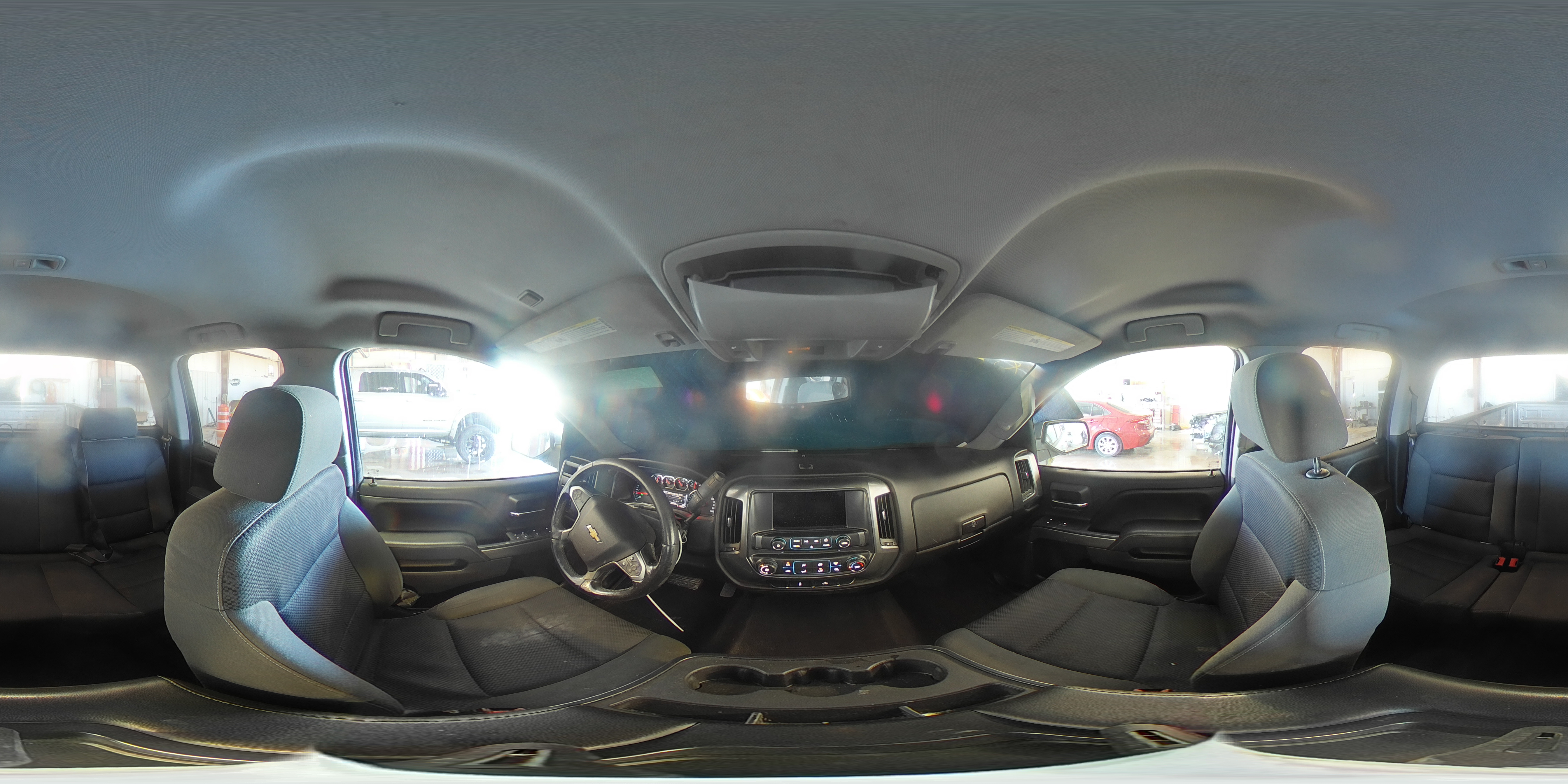 2015 Chevrolet Silverado - Image 12