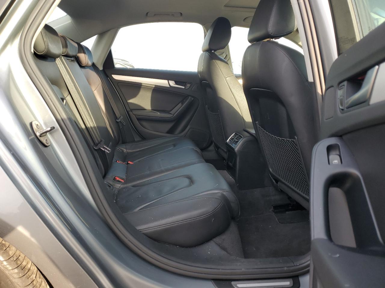 2010 Audi A4 Premium Plus VIN: WAUFFCFL8AN064106 Lot: 79395694