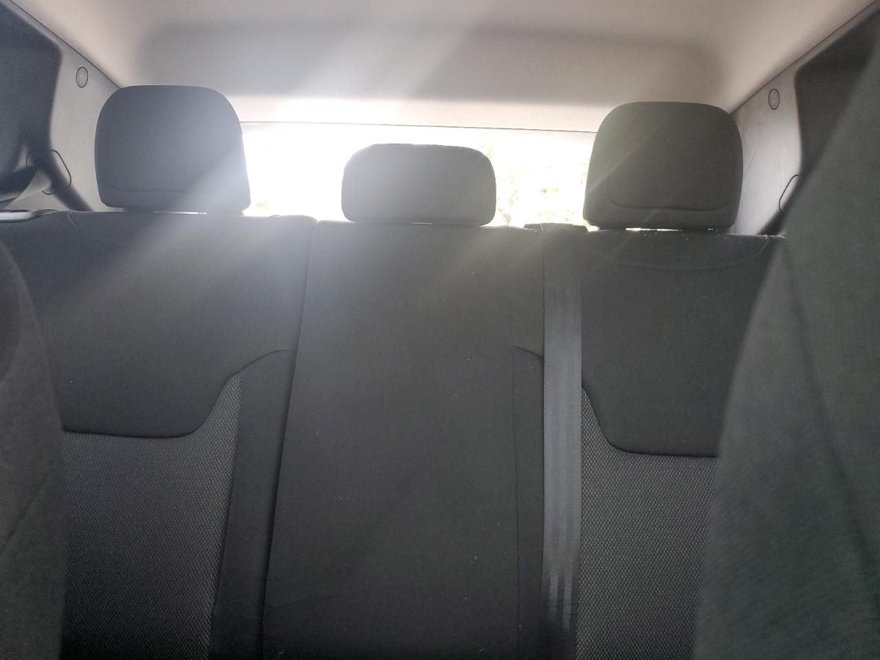 2020 Jeep Renegade - Image 10