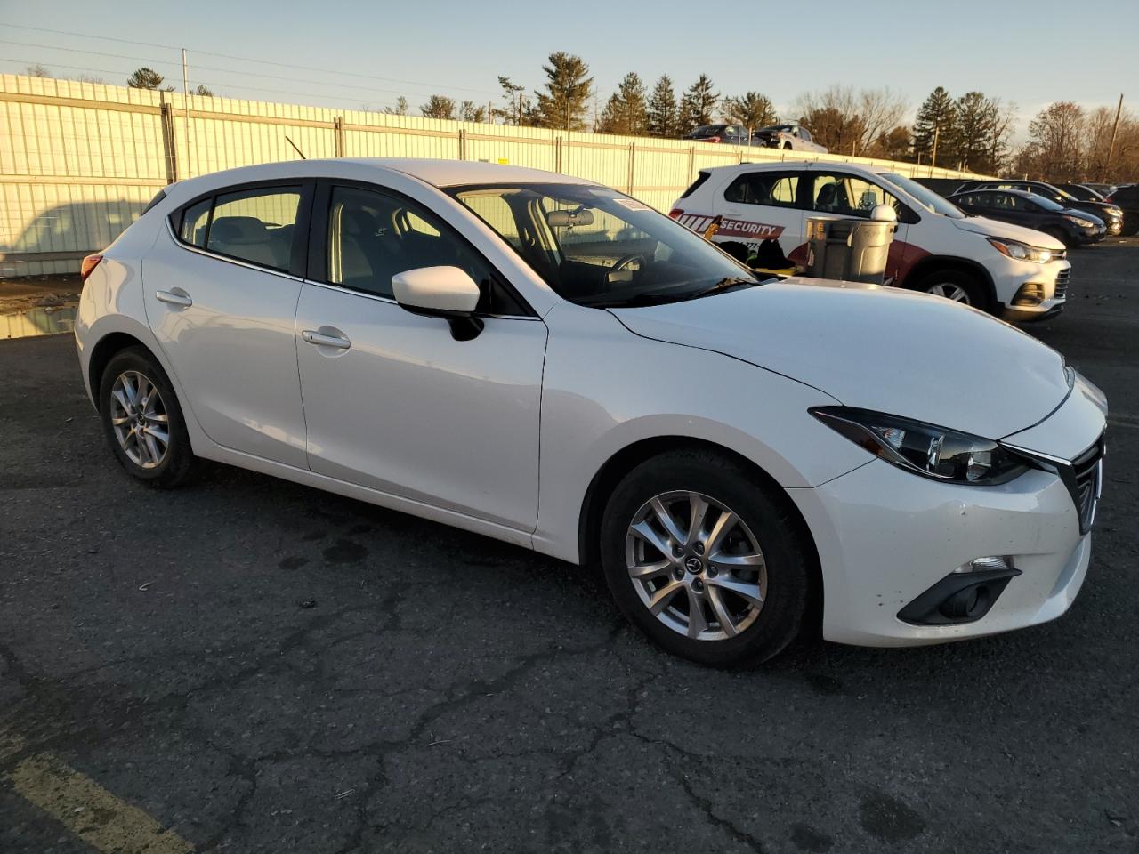 VIN 3MZBM1L79FM162501 2015 MAZDA 3 no.4