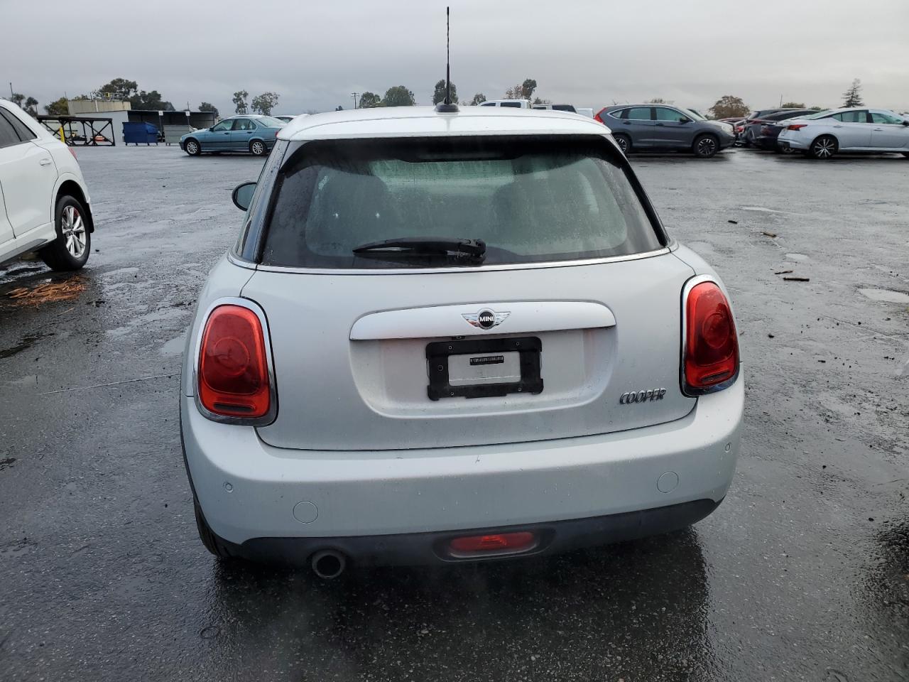 2015 Mini Cooper VIN: WMWXS5C59FT829232 Lot: 79813764