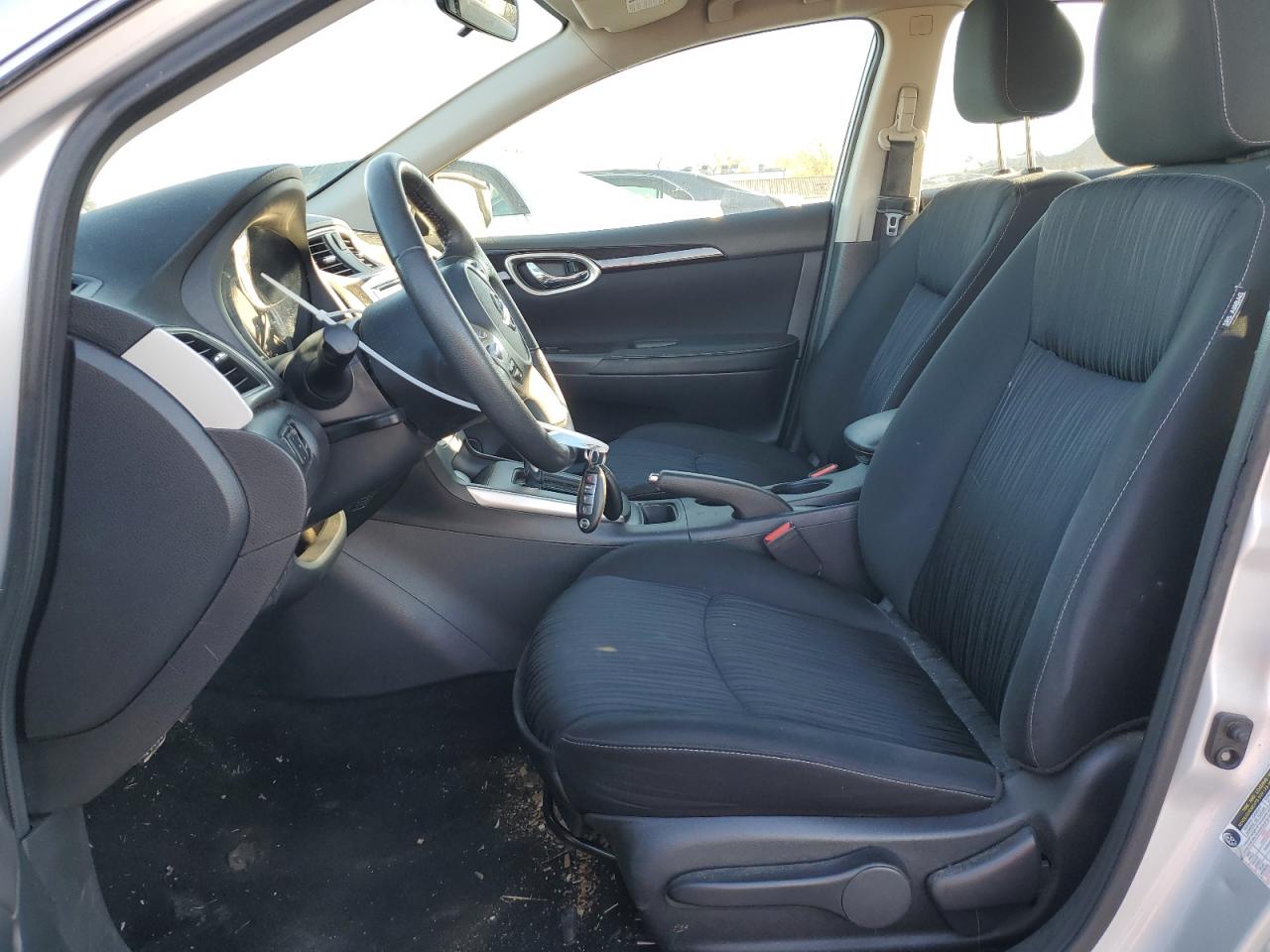 2019 Nissan Sentra - Image 7