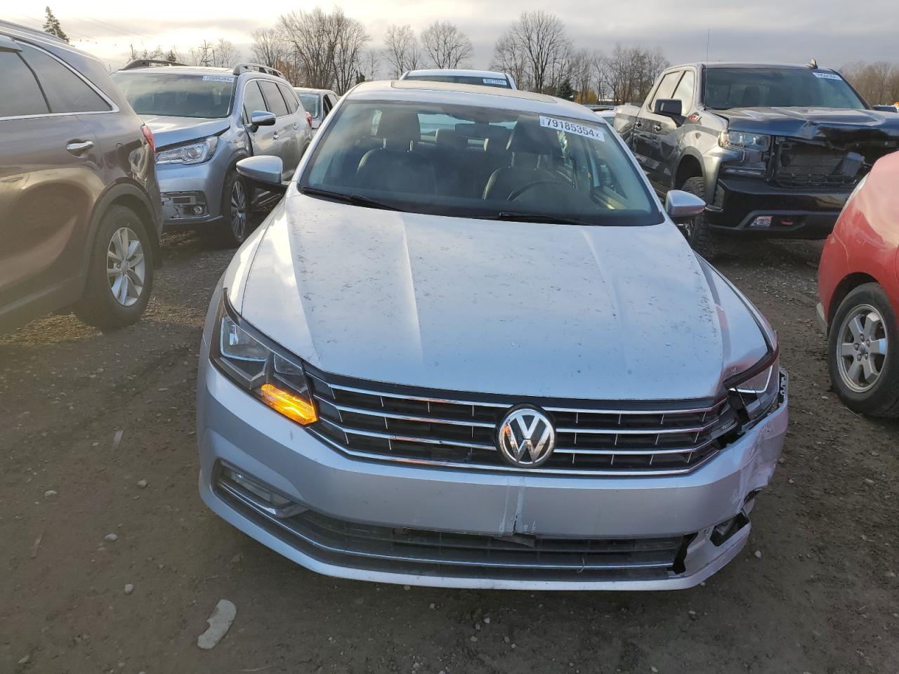 2016 Volkswagen Passat - Image 5