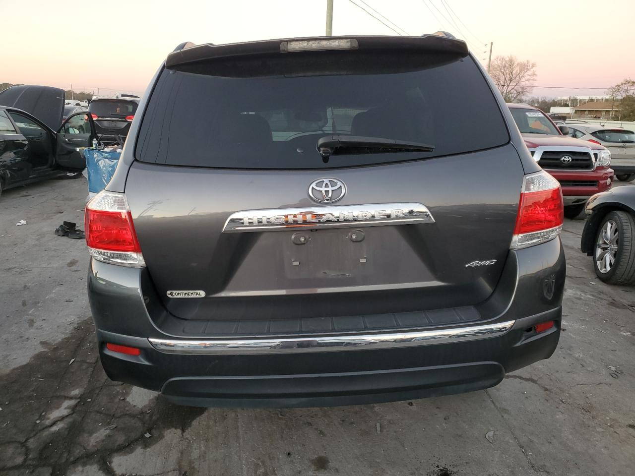 2013 Toyota Highlander Base VIN: 5TDBK3EH2DS219595 Lot: 80364854