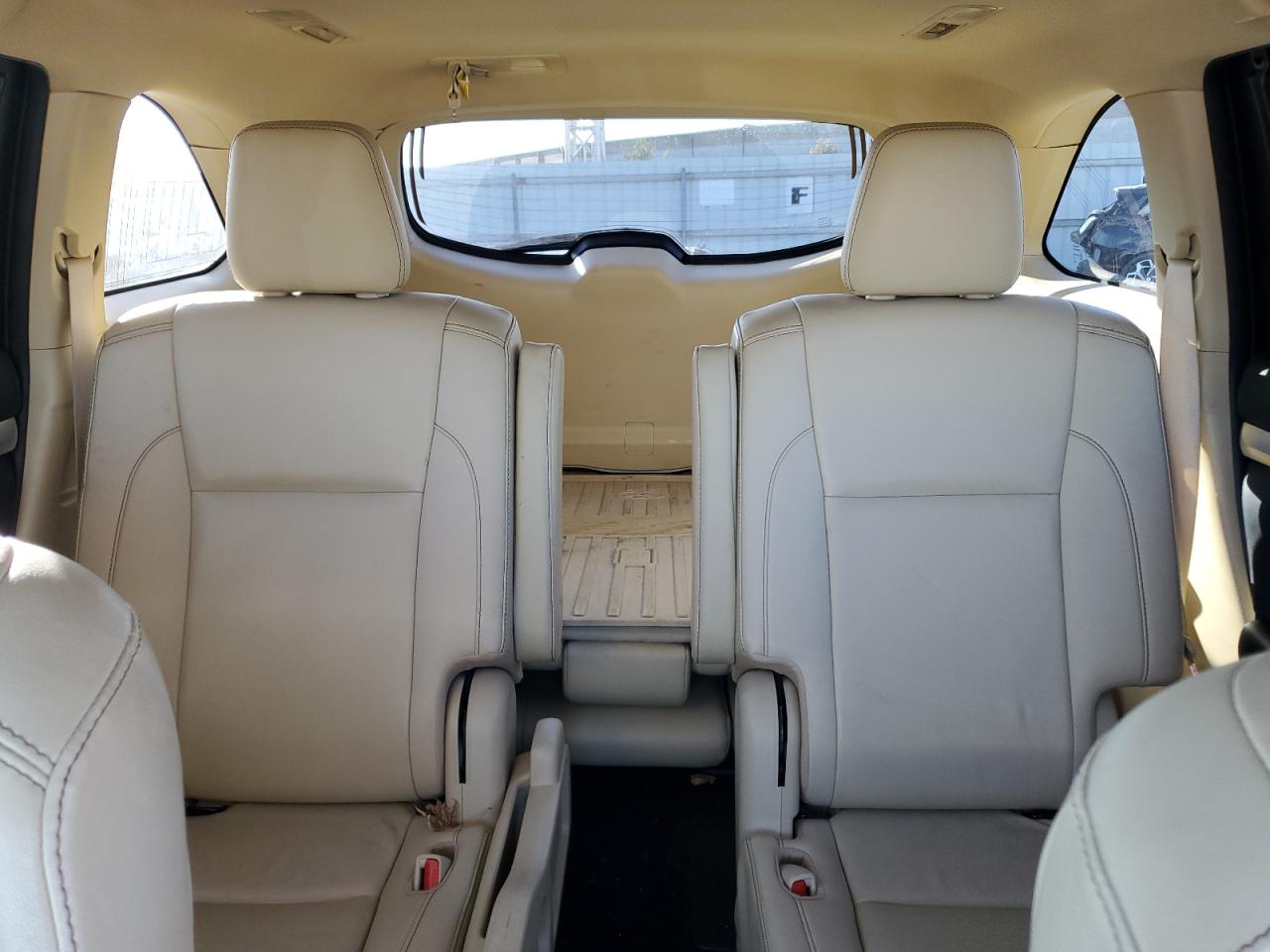 2019 Toyota Highlander - Image 10