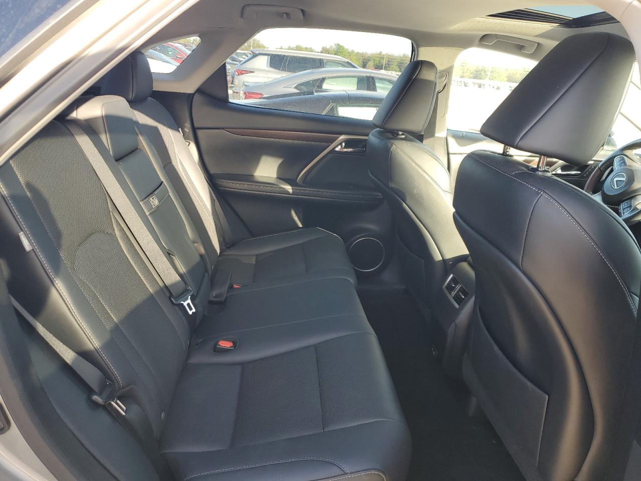 2020 Lexus RX - Image 11